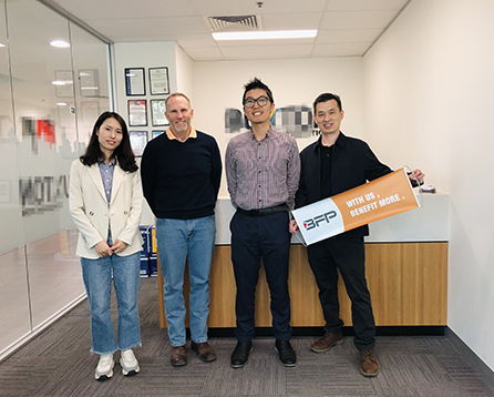 Meet clients at the office (2)