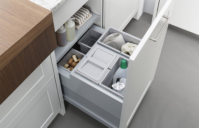 Lacquer Shaker White Modern Kitchen