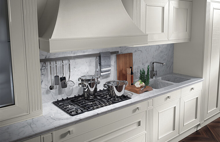 Luxury White Solid Wood Kitchen Cabinets