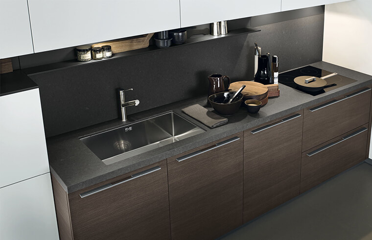 Wood Melamine With White Lacquer Kitchen Design