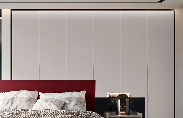 White Matt Finish Lacquer Wardrobe