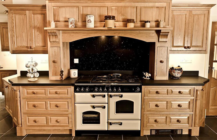 Kabinet Dapur padet Palasik