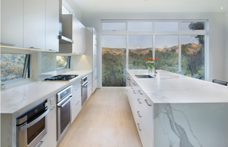 High Gloss PVC Kitchen With Aluminum Handle