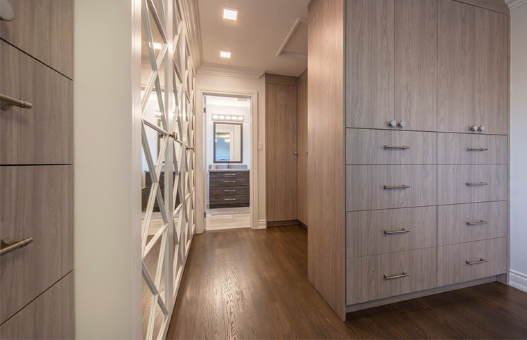 Temporary Wood Grain Hing Gloss Finish Swing Door Wardrobe