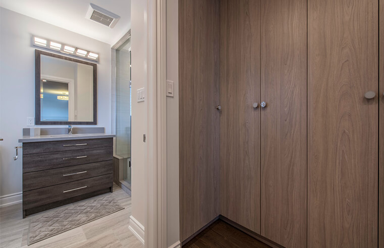 Temporary Wood Grain Hing Gloss Finish Swing Door Wardrobe