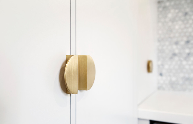 White Matt Finish Lacquer Laundry Cabinet