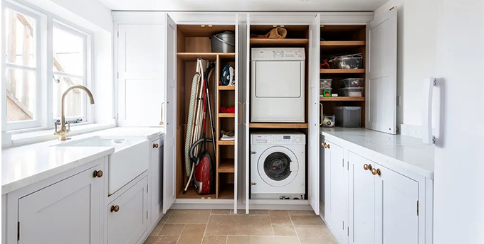 Laundry & Linen Cabinets