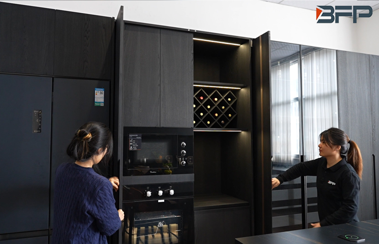 Modern Luxury Grey Lacquer Kitchen Cabinet With Floating Island