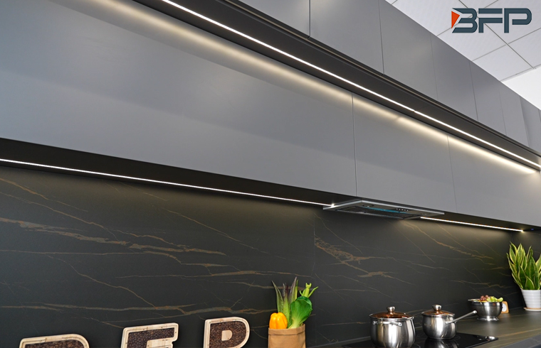  Modern Luxury Grey LacquerKitchen Cabinet With Floatinglsland