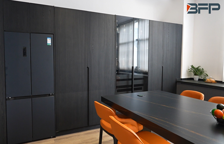  Modern Luxury Grey LacquerKitchen Cabinet With Floatinglsland