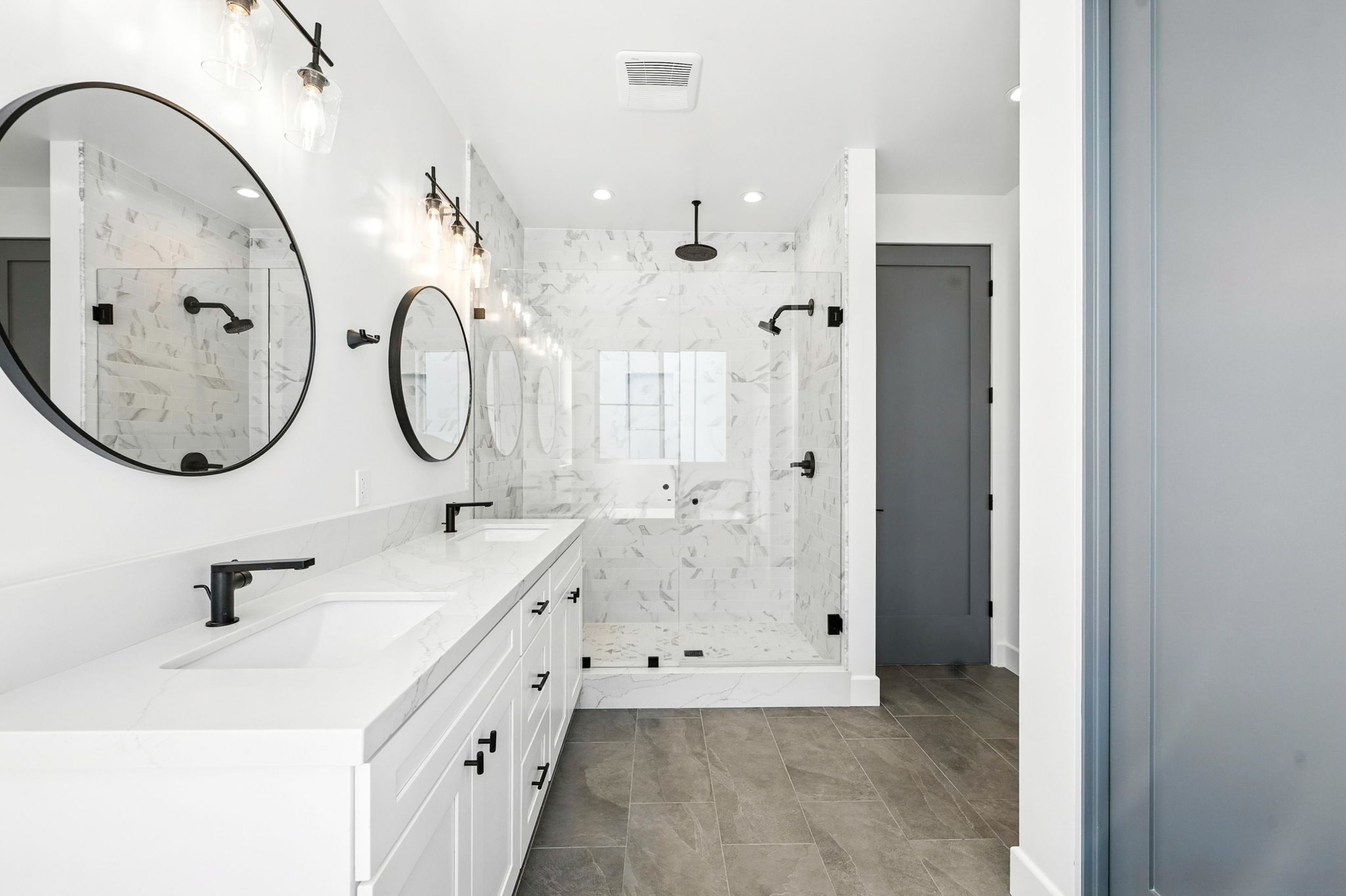 Classic White Shaker Double Sink Bathroom Vanity Cabinet